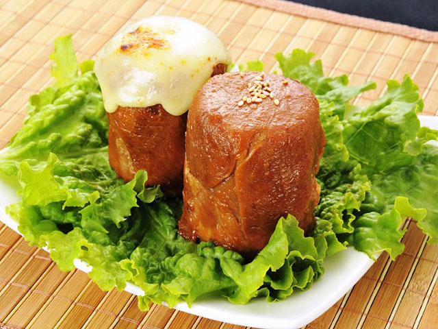 肉巻きおにぎり