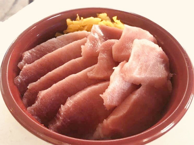 まぐろ丼・ドリンク